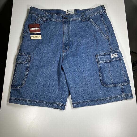 Wrangler Other - Wrangler Cargo Denim Shorts Men’s 38 Blue Relaxed Fit Carpenter Y2K NWT